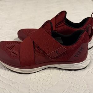 TIEM Women's Red Athletic Shoes